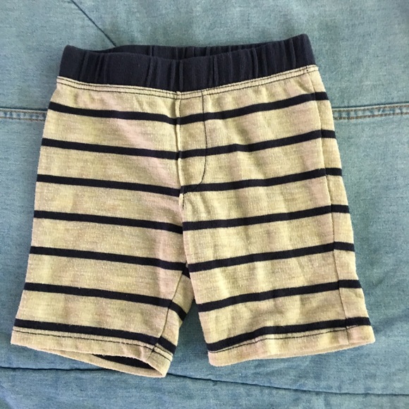 Great Baseball tee•s/s tees & short bundle•sz 2T - Picture 4 of 8